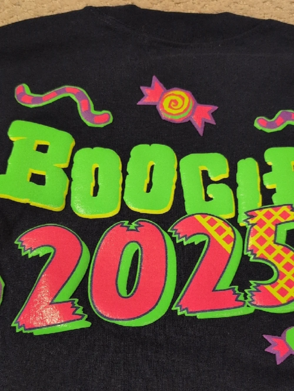 Disneyland California Oogie Boogie Bash 2025 Black Neon-Print Spirit Jersey - Picture 7 of 8